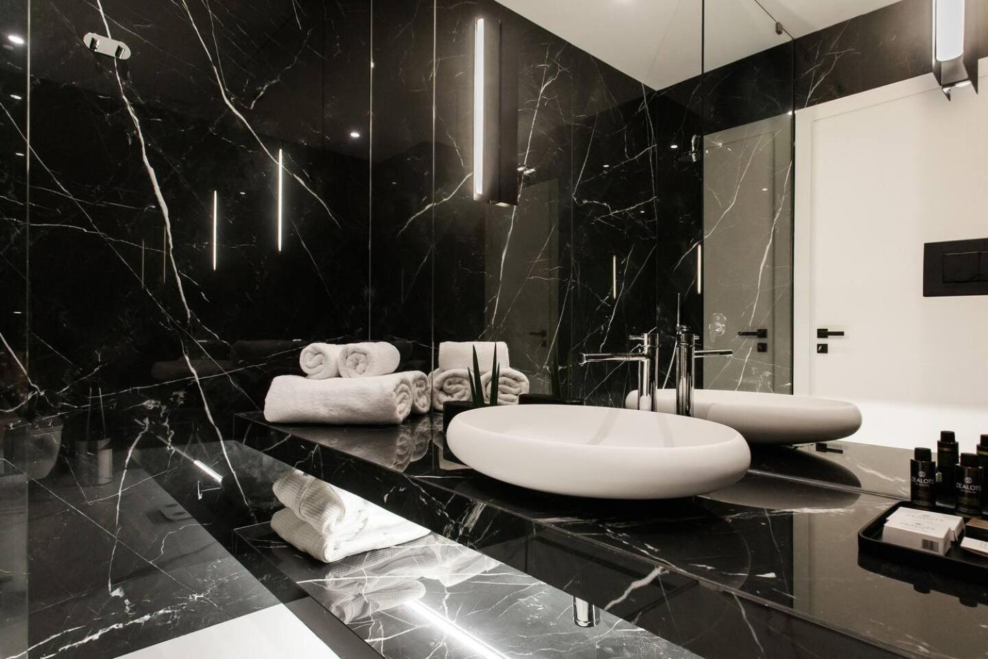 2 Sidebyside Suites In Athens Riviera By The Olon Extérieur photo